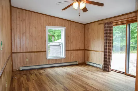 Living - 593 Abbott Rd, Winslow, ME 04901 photo 7 of 8
