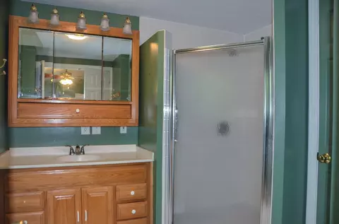 Bath - 593 Abbott Rd, Winslow, ME 04901 photo 1 of 6
