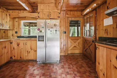 Kitchen - 277 Blanchard Rd, Springvale, ME 04083 photo 3 of 7