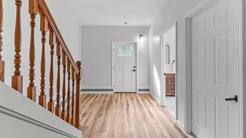 Entry Way - 16 Dyer Rd, Raymond, ME 04071 photo 6 of 9
