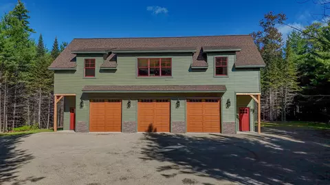 24 Lynx Ln, Tomhegan Twp, ME 04478