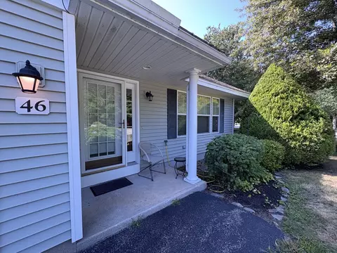 46 Macintosh Ln #46, Old Orchard Beach, ME 04064