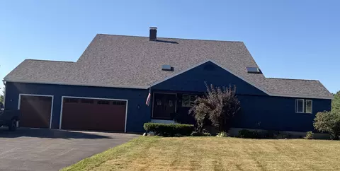 4 Muirfield Rd, Falmouth, ME 04105