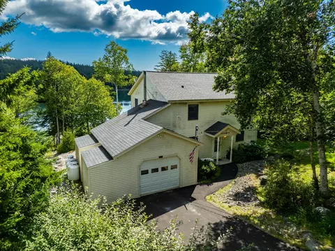 131 N Duck Cove Rd, Roque Bluffs, ME 04654