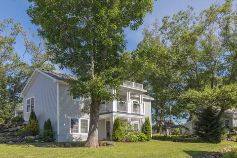 11 Michelle Ln #37, Rockport, ME 04856