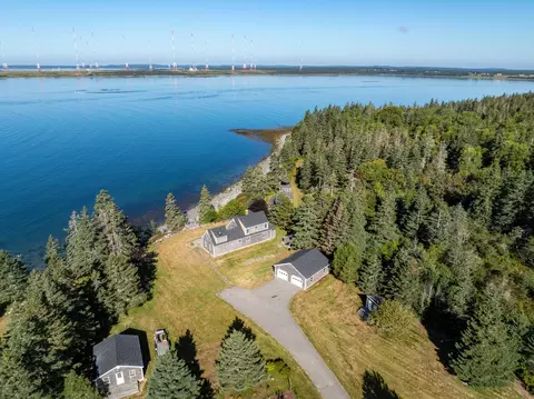 14 Winchester Dr, Cutler, ME 04626