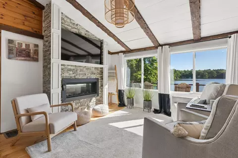 Living - 14 Cottage Rd, Limerick, ME 04048 photo 3 of 6