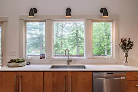 Kitchen - 233 Smith Rd, Windham, ME 04062 photo 6 of 11