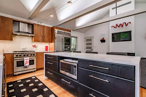 Kitchen - 233 Smith Rd, Windham, ME 04062 photo 5 of 11