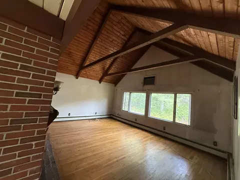 Living - 339 Mountain Rd, Woolwich, ME 04579 photo 6 of 9