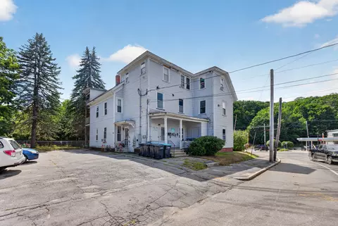 64 Elm St, Auburn, ME 04210 photo 2