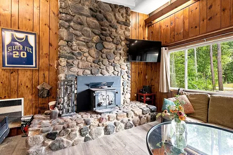Living - 89 Windemere Ln, Unity, ME 04988 photo 2 of 3