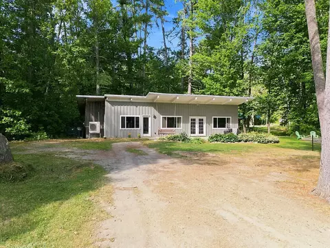 Exterior - 89 Windemere Ln, Unity, ME 04988 photo 3 of 5