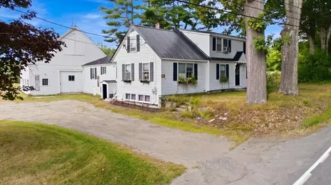 Exterior - 43 Winthrop Rd, Readfield, ME 04355 photo 3 of 19