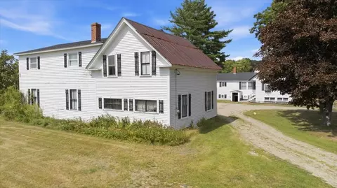 Exterior - 43 Winthrop Rd, Readfield, ME 04355 photo 10 of 19