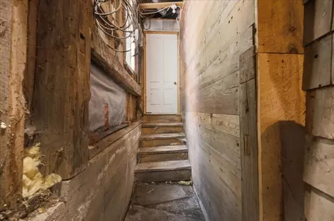 Entry Way - 43 Winthrop Rd, Readfield, ME 04355 photo 9 of 9
