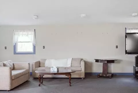 Living - 43 Winthrop Rd, Readfield, ME 04355 photo 6 of 8