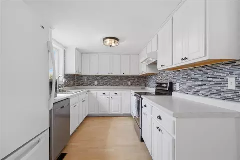 Kitchen - 43 Winthrop Rd, Readfield, ME 04355 photo 2 of 5