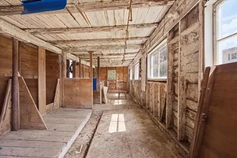 Entry Way - 43 Winthrop Rd, Readfield, ME 04355 photo 8 of 9