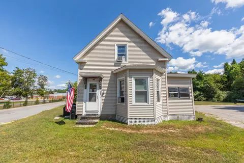 Exterior - 705 Roosevelt Trl, Windham, ME 04062 photo 3 of 6