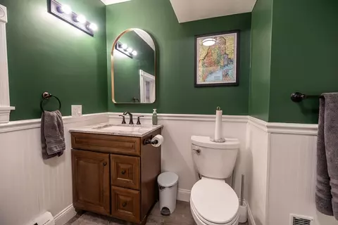 Bath - 127 Main St, Windham, ME 04062 photo 2 of 2