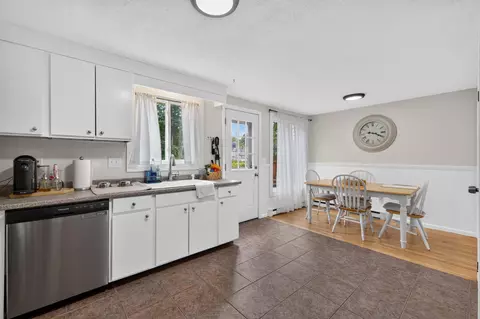 Kitchen - 3 Villa Rd #-, Westbrook, ME 04092 photo 5 of 7