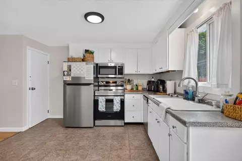 Kitchen - 3 Villa Rd #-, Westbrook, ME 04092 photo 7 of 7