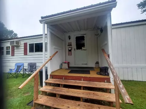 269 Alder St, Millinocket, ME 04462 photo 2