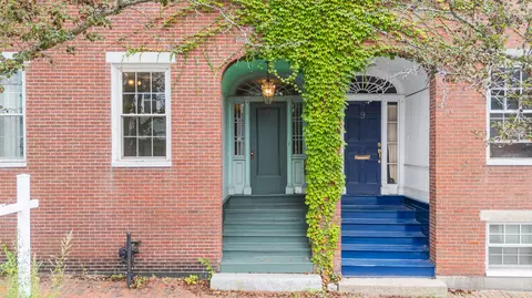 11 South St, Portland, ME 04101