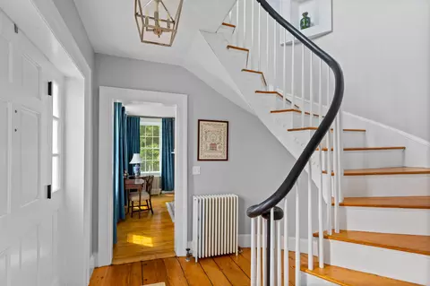 Entry Way - 186 Main St, Unity, ME 04988 photo 2 of 6