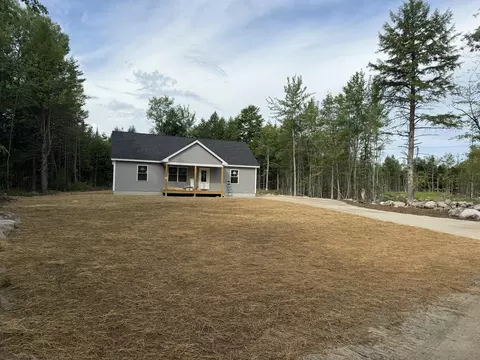 16 Smally Way, Bridgton, ME 04009