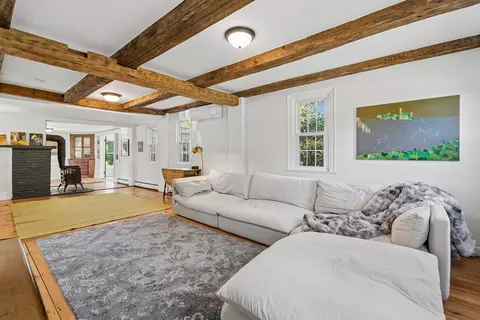 Living - 746 Middle Rd, Woolwich, ME 04579 photo 6 of 7