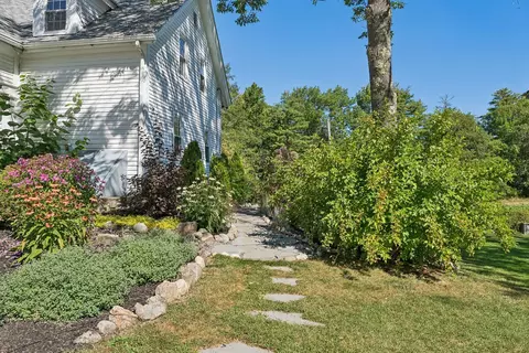 Exterior - 746 Middle Rd, Woolwich, ME 04579 photo 9 of 14