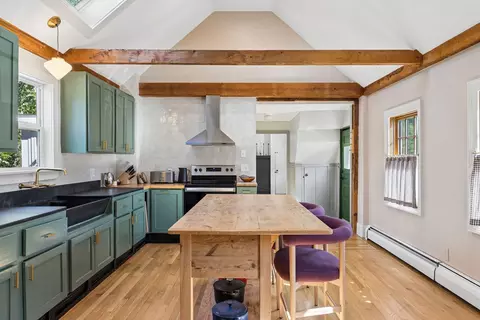 Kitchen - 746 Middle Rd, Woolwich, ME 04579 photo 2 of 3