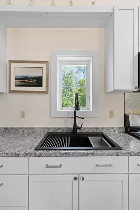 Kitchen - 61 Bay View Trl # A, Edgecomb, ME 04556 photo 5 of 10