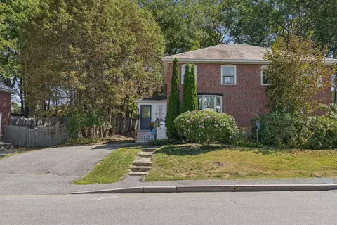 Exterior - 33 Meadow Way, Bath, ME 04530 photo 3 of 7