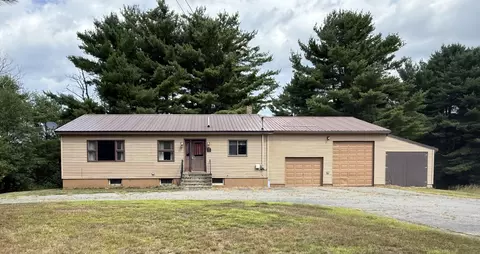 541 Main Rd, Passadumkeag, ME 04475