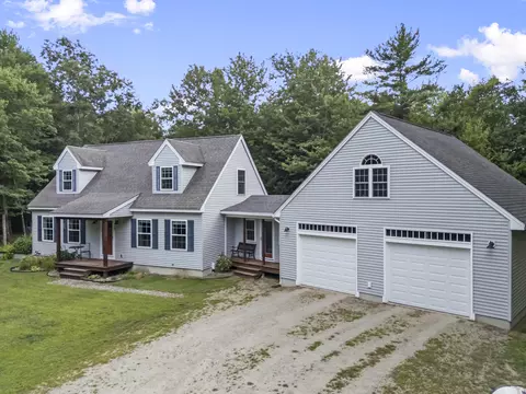 15 Hatch Rd, Lisbon, ME 04250