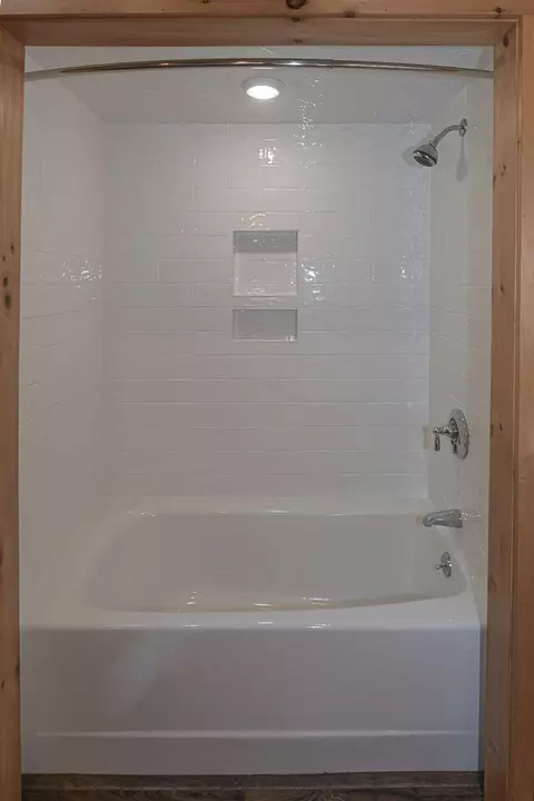 Bath - 11 Rabbit Ln, Naples, ME 04055 photo 4 of 4
