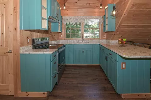 Kitchen - 11 Rabbit Ln, Naples, ME 04055 photo 4 of 7