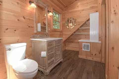Bath - 11 Rabbit Ln, Naples, ME 04055 photo 3 of 4