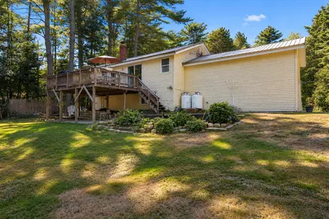 Exterior - 10 Pine Ln, Raymond, ME 04071 photo 4 of 6