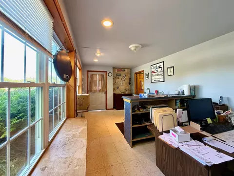 Entry Way - 16 Beech St, Calais, ME 04619 photo 4 of 14