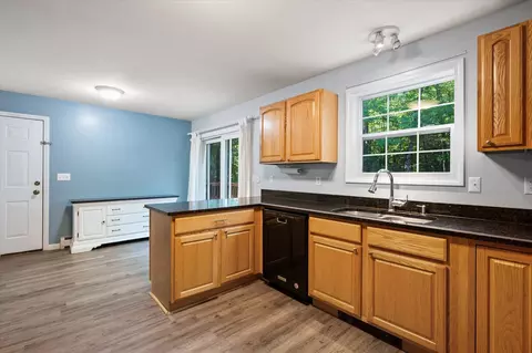 Kitchen - 74 Smith Rd, Hermon, ME 04401 photo 5 of 6
