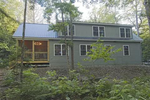 55 Valhalla Ln, Norway, ME 04268