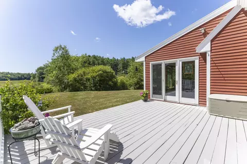 Exterior - 4 Tidal Brook Rd Ext, Freeport, ME 04032 photo 4 of 14