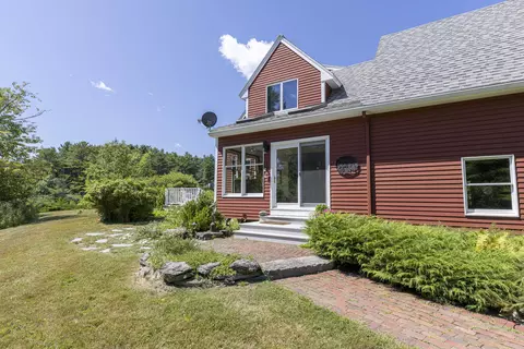 Exterior - 4 Tidal Brook Rd Ext, Freeport, ME 04032 photo 2 of 14