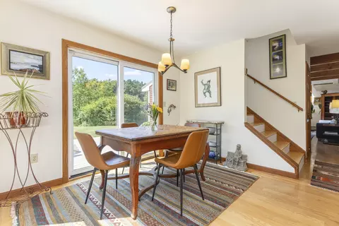 Dining - 4 Tidal Brook Rd Ext, Freeport, ME 04032 photo 1 of 2