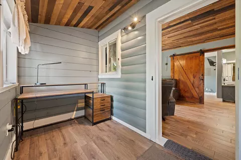 Entry Way - 207 River Rd, Maxfield, ME 04453 photo 1 of 4