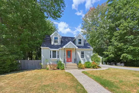 55 Aldworth St, Portland, ME 04103
